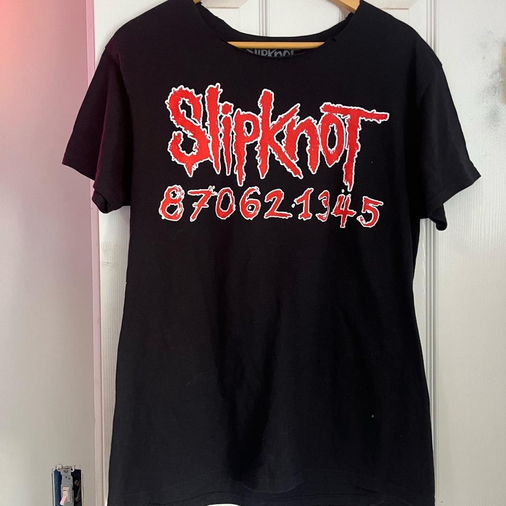 Hot Topic Black and Red Slipknot Tee